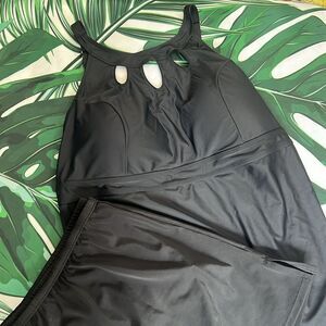 Septangle black swim, two-piece bikini and swim skirt